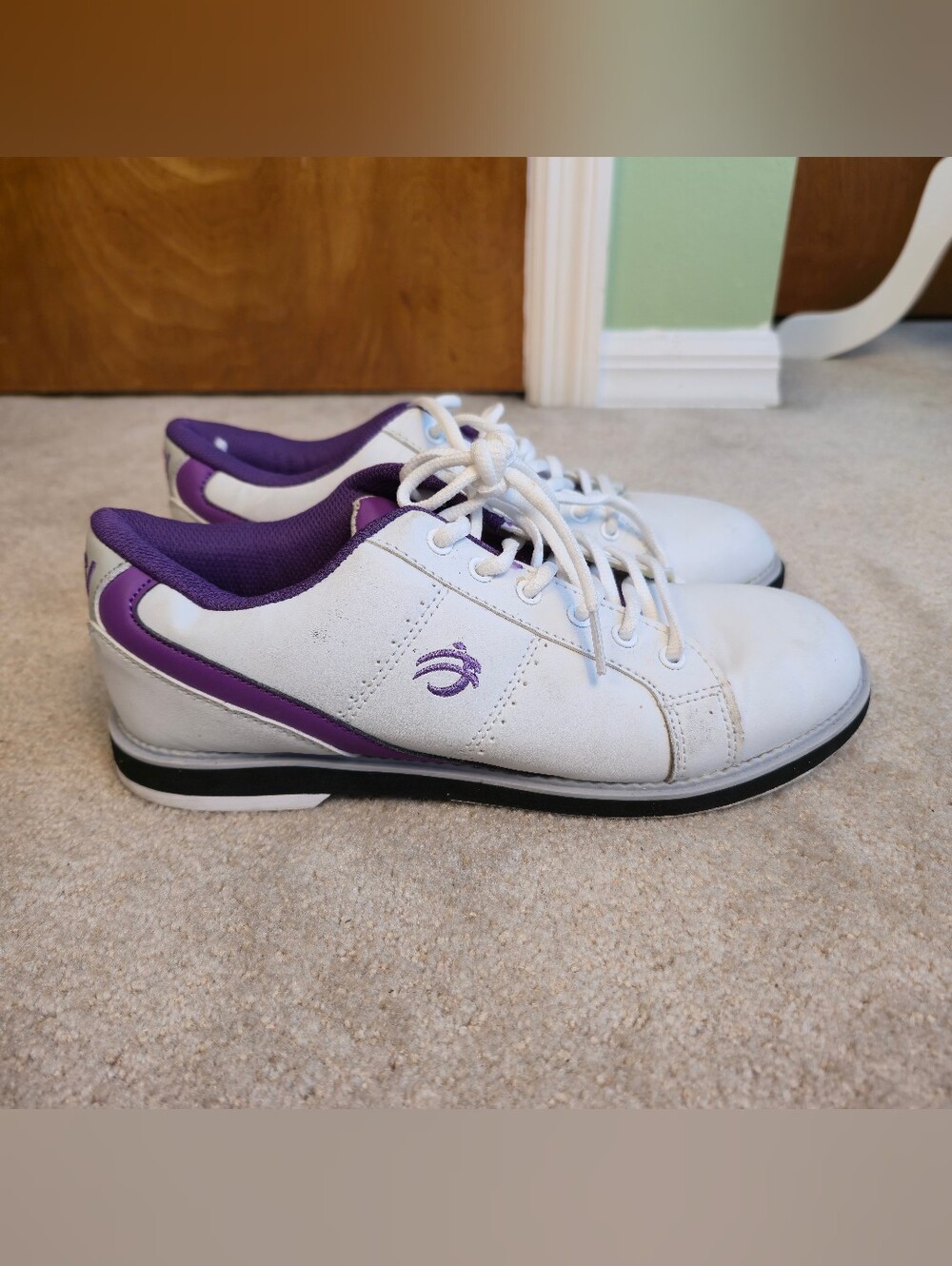 BSI Women's Classic White/Purple Bowling Shoes Rt & Lft Hand ~  Size 9